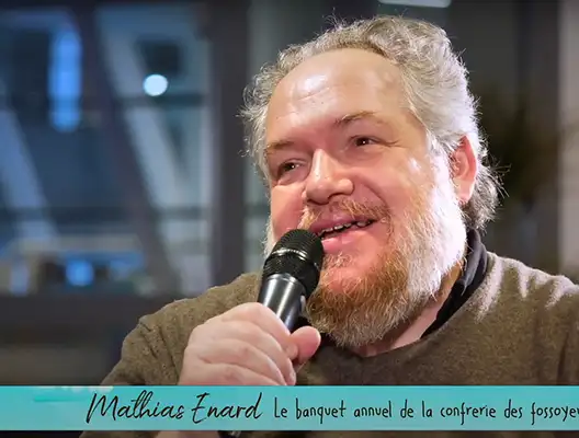 Capture d'écran de l'émission Faites Moi lire avec Mathias Enard